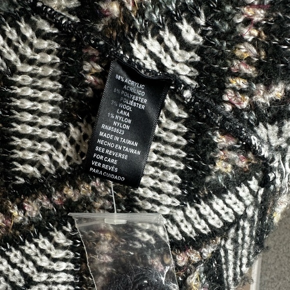 Vintage "VIP" Chunky two closure front sweater Size XL - Picture 6 of 8